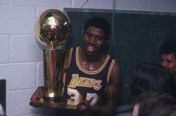 星空体育app-犹他爵士发布备战花絮，今夜防线松动，NBA总决赛任务艰巨，医务组通报恢复-星空体育app